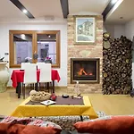 فندق مبيت وإفطار Didova