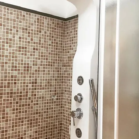 فندق مبيت وإفطار Didova 3*